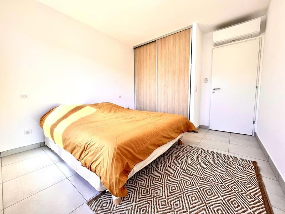 Appartement Neuf Avec Terrasse Saint-Florent  Esterno foto